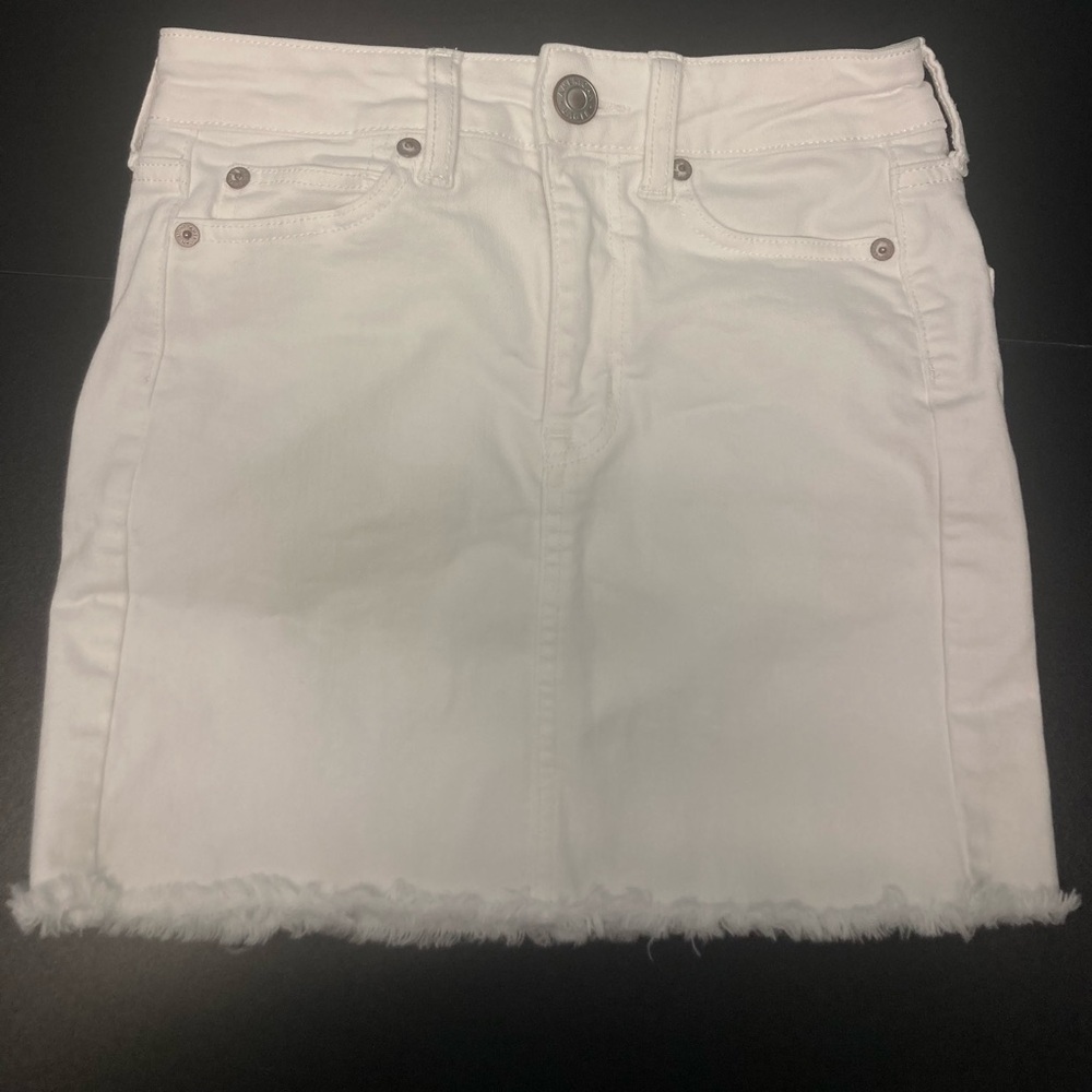 AEO white denim skirt